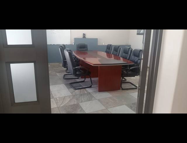 380M² OFFICE FOR SALE IN FLAMWOOD